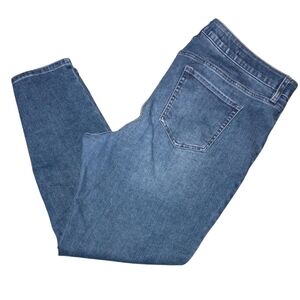 Ava & Viv Mid Rise Skinny Jeans Size 18